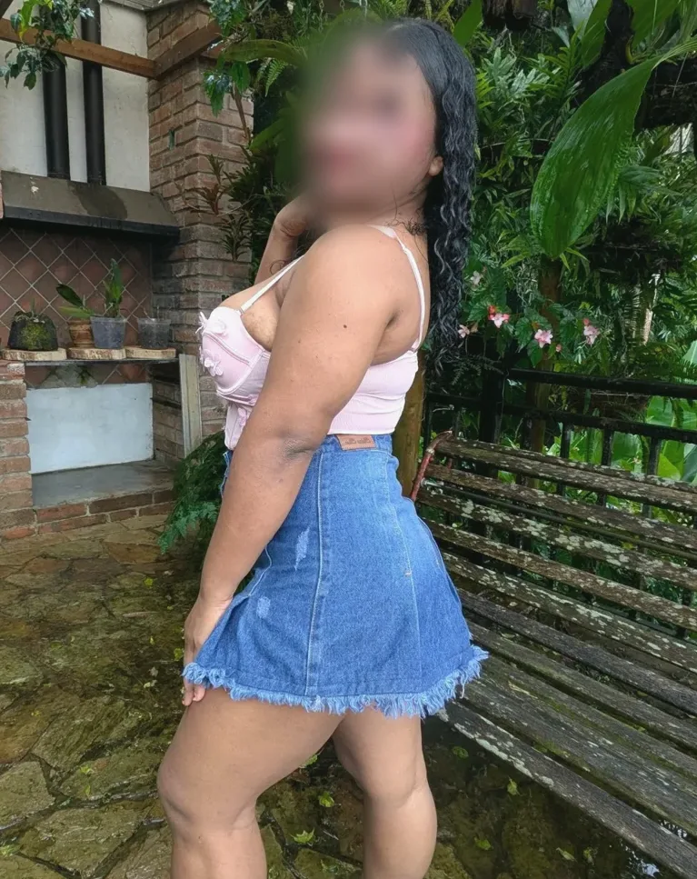 Maria, 22